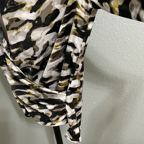 Kenneth Cole wrap front silky top - Picture 3 of 9